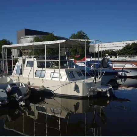 Отель Bateau Penichette Atypique Нант Экстерьер фото